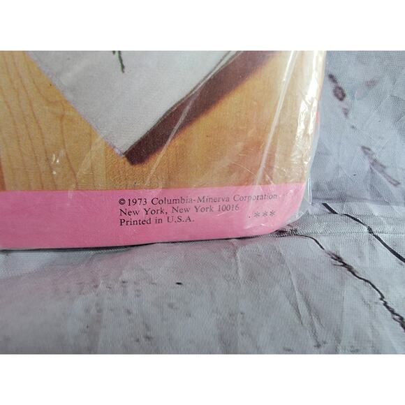 Vintage 1973 Columbia Minerva 4in Floral Napkins Cross Stitch on Linen #6540 - Picture 2 of 4